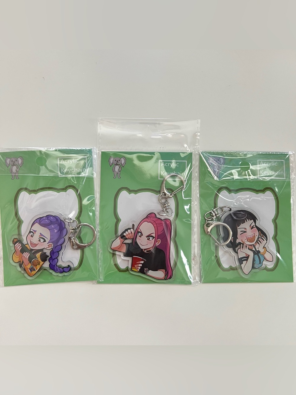 🆕K-pop demon hunters Acrylic Keychains 3 pieces